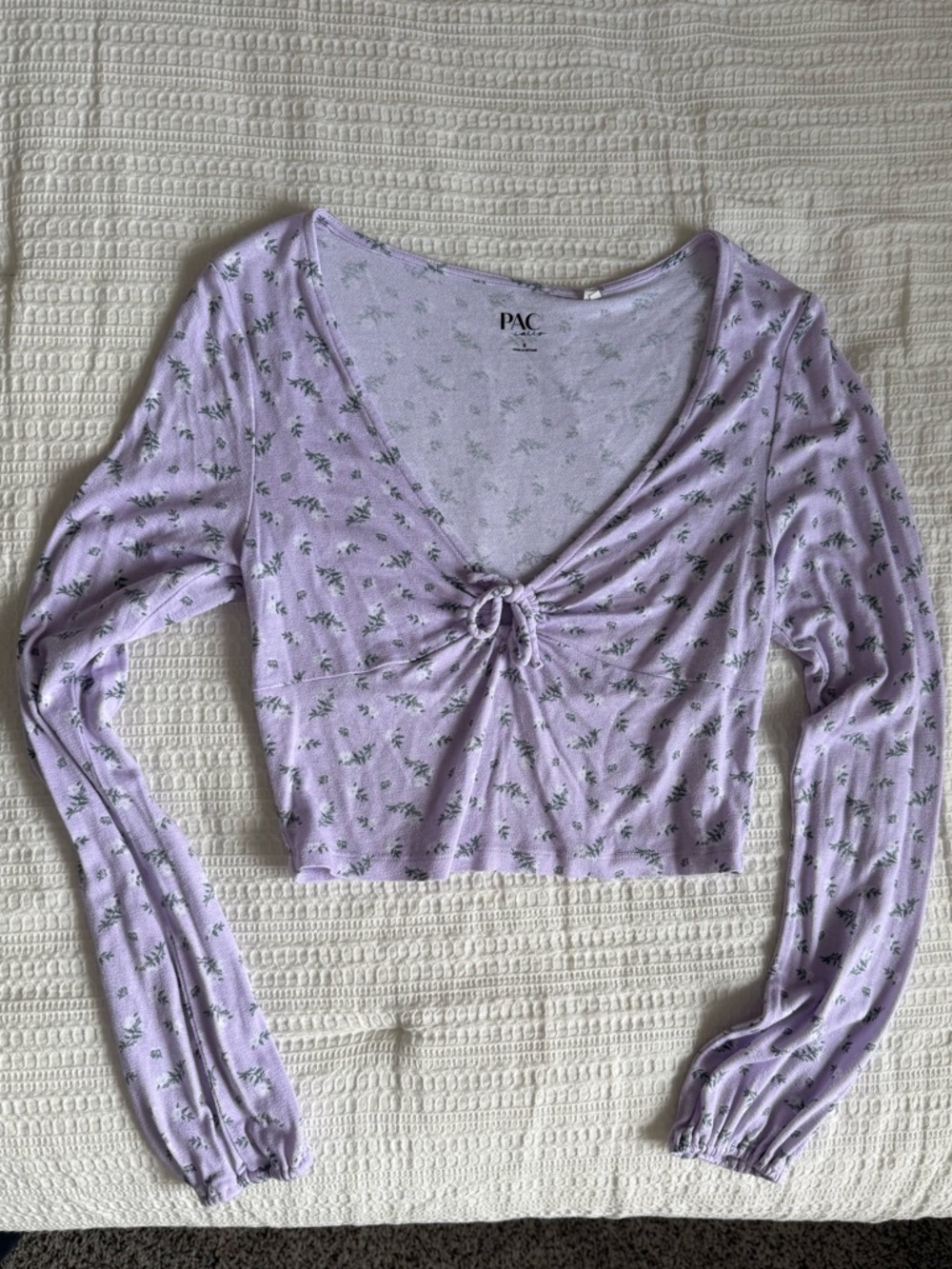 PacSun Lilac Floral Tie-Front Long Sleeve Crop Top